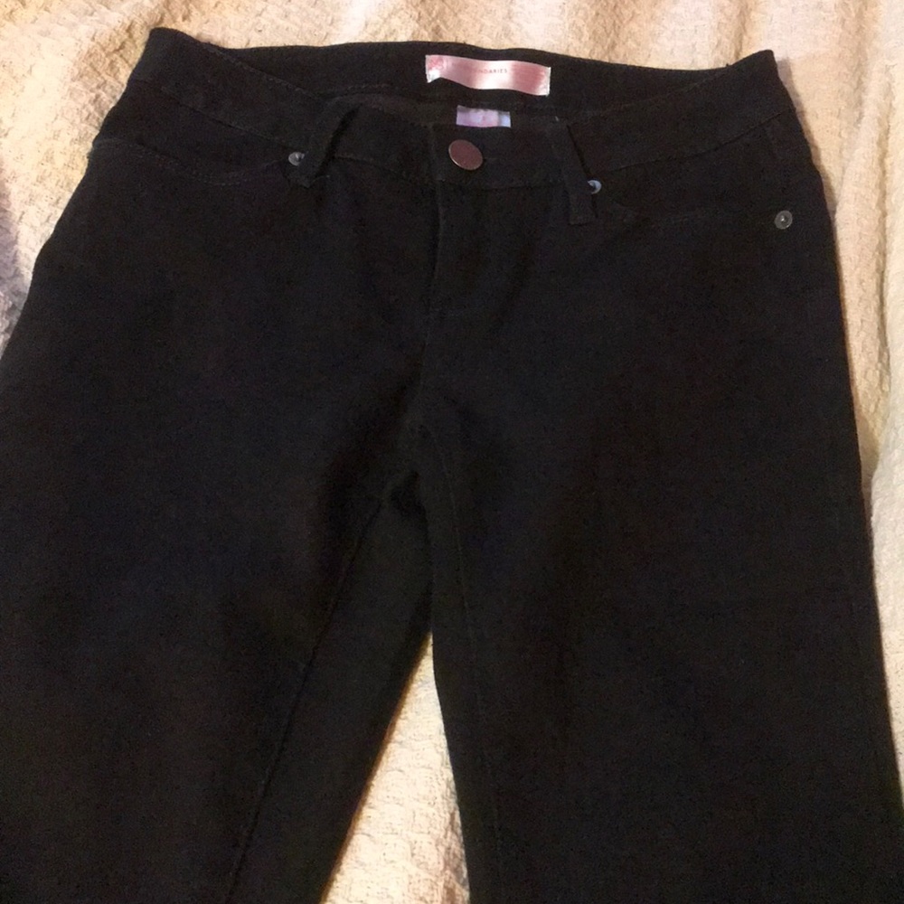 Black skinny jeans